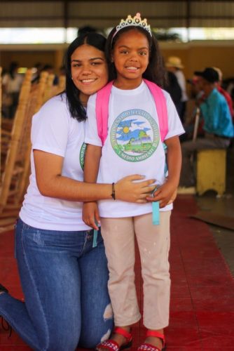 Campamento sembrado lecto-escritura y medio ambiente.