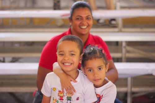 Campamento sembrado lecto-escritura y medio ambiente.