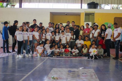 Campamento sembrado lecto-escritura y medio ambiente.